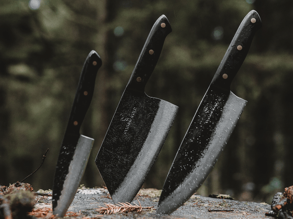 Bushcraft on Grills: Best Outdoor Cooking Equipment