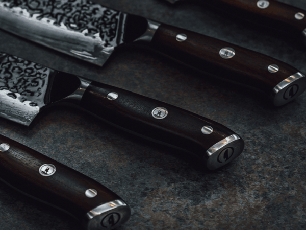 Black Friday Knife Buying Guide: What to Look For (and What to Avoid)